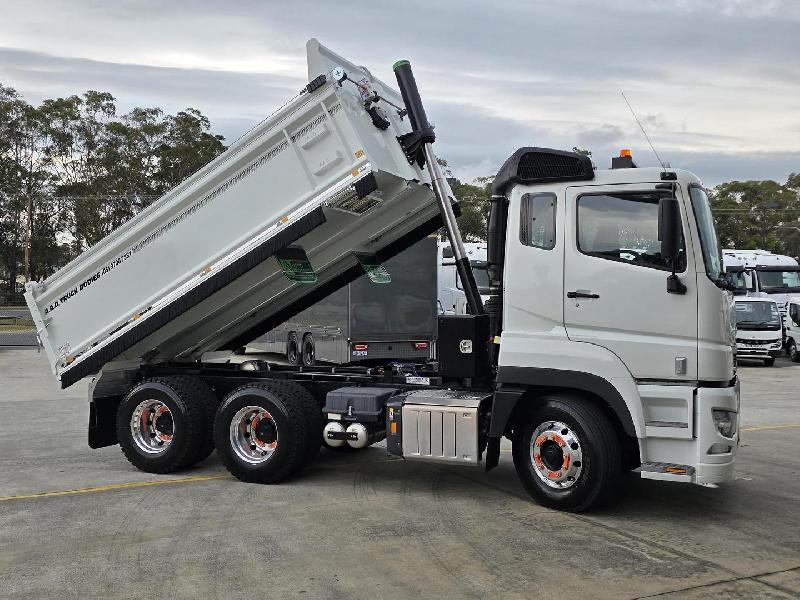 2024 Fuso Shogun FV74 460 