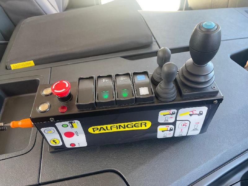 2024 Fuso Shogun FS76 460 8x4 Palfinger Hook Lift 