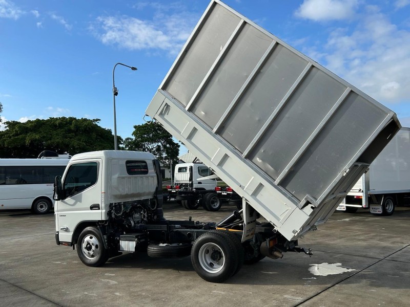 2024 Fuso Canter 615 Tipper REMAINDER OF FACTORY WARRANTY 