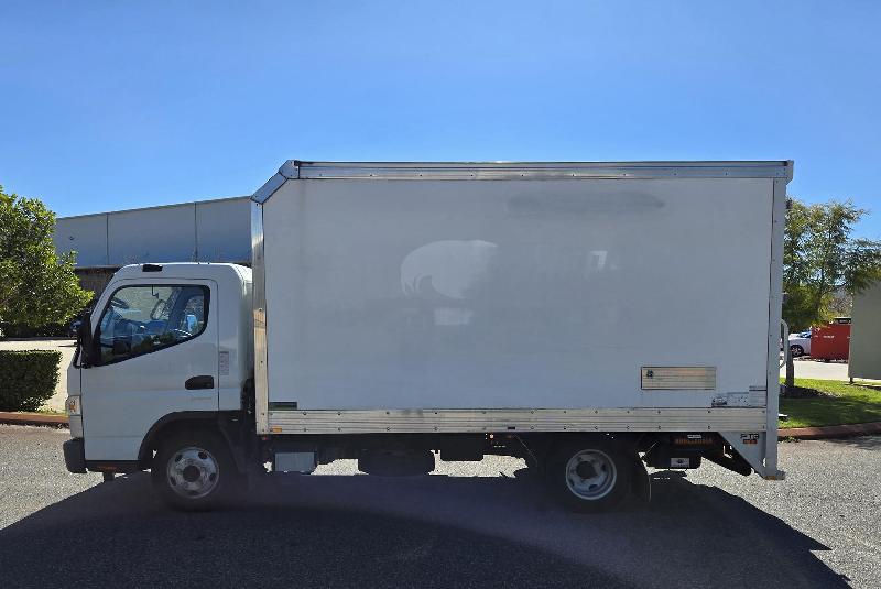 2021 Fuso 515 