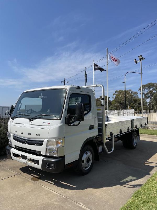 2023 Fuso Canter 515 Alloy