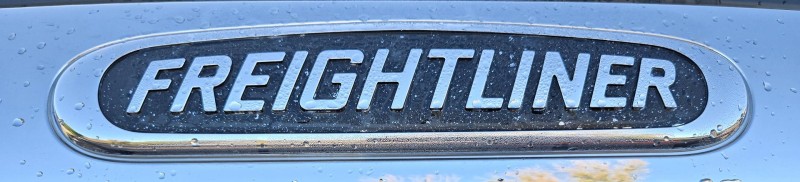 2021 Freightliner Cascadia 126 