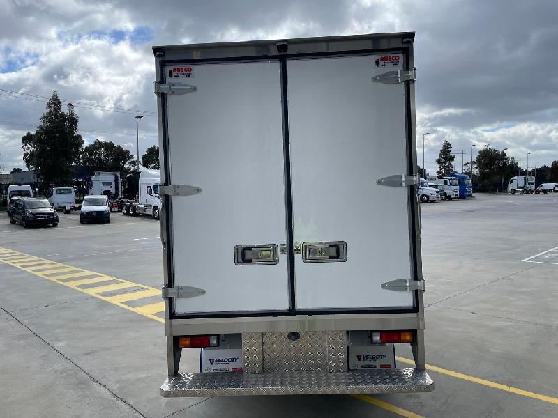 2025 Fuso CANTER 515 Narrow Cab 3 Pallet Fridge 