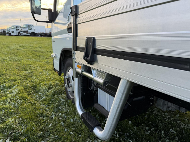 2025 Fuso Canter 515 Alloy Tray NEW HD TRAY 