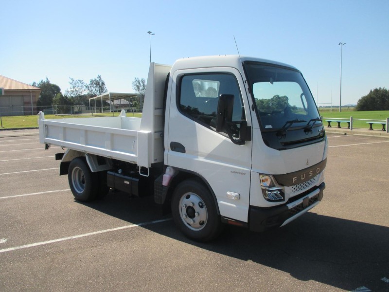 2025 Fuso Canter 615 Tipper 