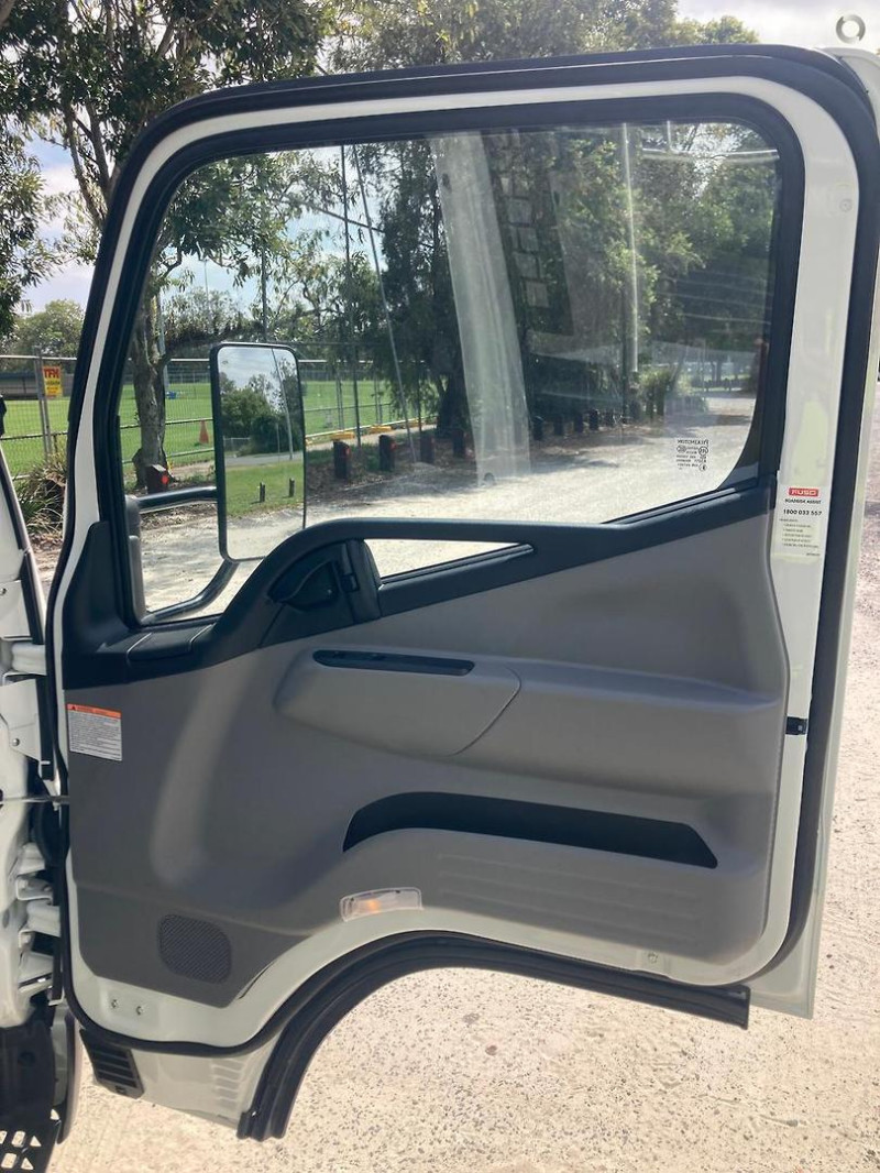 2024 Fuso Canter 515 Pantech LIDERKIT LIGHTWEIGHT BODY AND LOADER 