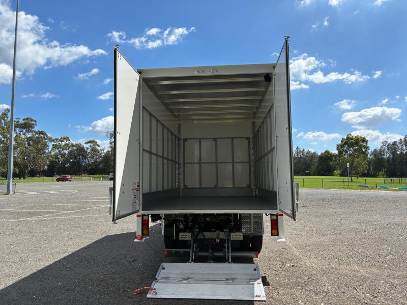 2025 Fuso Canter 615 Car or Light Truck Licence rating available 