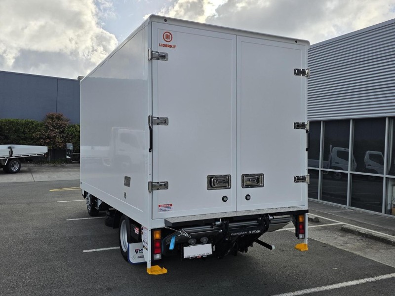 2025 Fuso Canter 515 PANTECH 