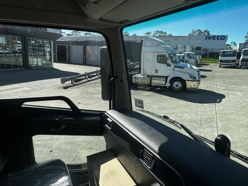 Velocity Truck Centers Australia
