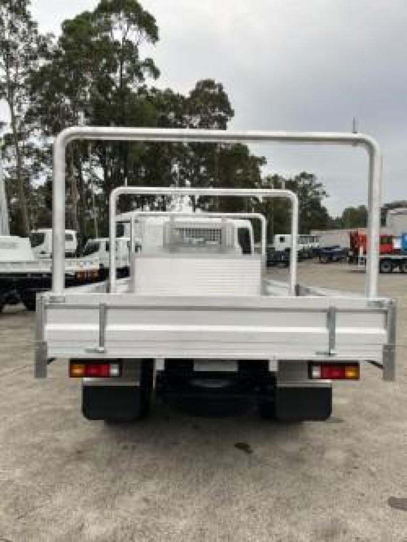 2025 Fuso Canter 615 