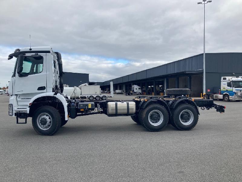 2022 Mercedes-Benz Arocs 3343 