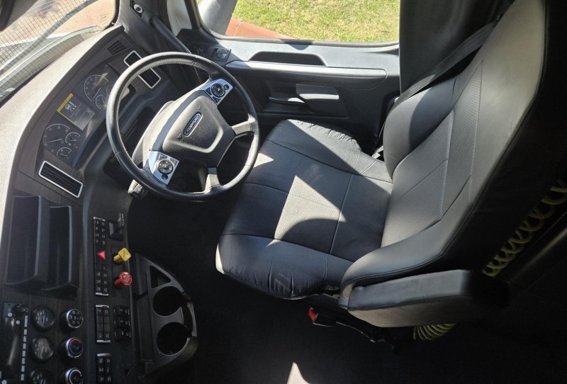 2021 Freightliner Cascadia 2021 FREIGHTLINER 126 CASCADIA PRIME MOVER 