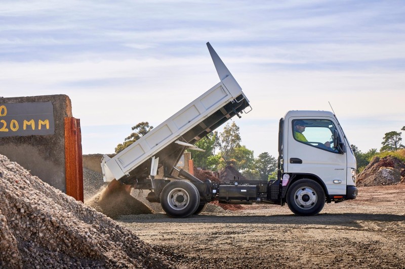 2025 Fuso Canter 615 Tipper 5 SPD MANUAL 