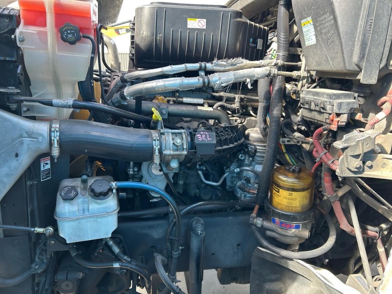 2019 Freightliner Coronado 114 