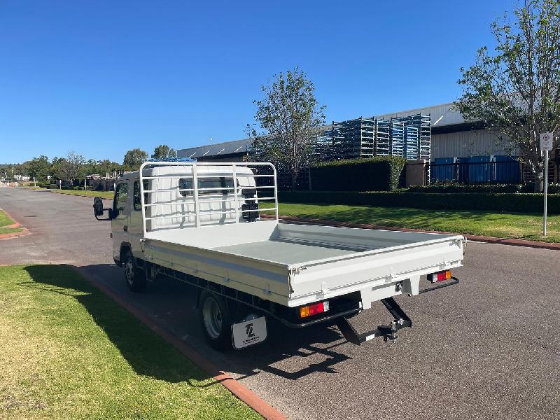 2023 Fuso Canter 815 