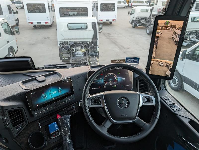 2024 Mercedes-Benz Arocs 3258 