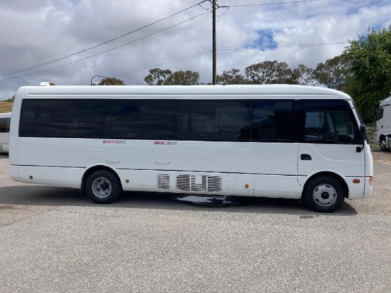 2019 Fuso Rosa Rosa Standard mini bus