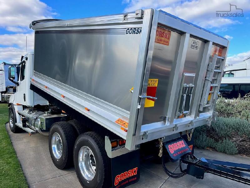 2024 Freightliner Cascadia 126 Tipper 