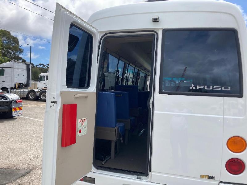 2019 Fuso Rosa Rosa Standard mini bus