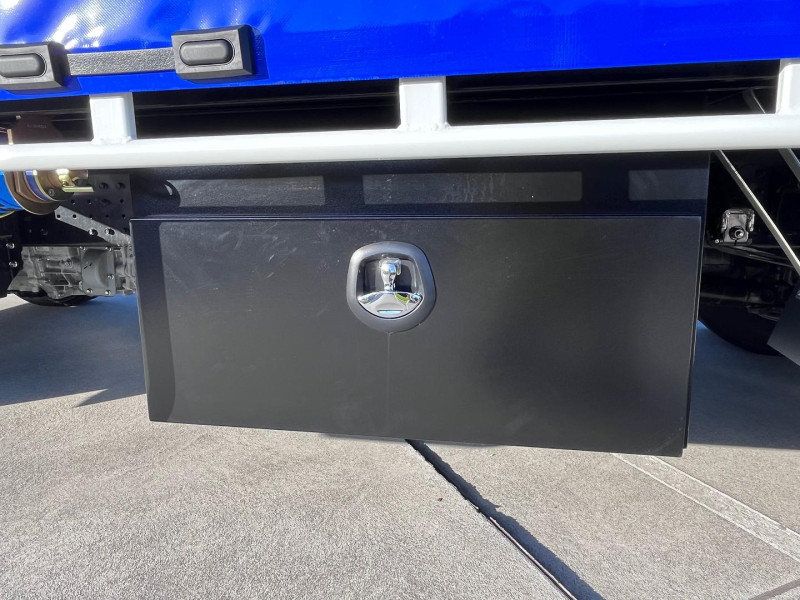 2026 Fuso Canter 815 6 PALLET CURTAINSIDE BODY 