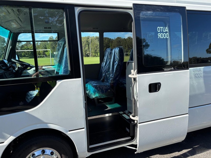 2026 Fuso Rosa Deluxe 22 Seater 