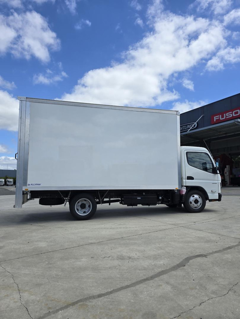 2025 Fuso Canter 515 2025 Fuso Canter 515 Ally Pantech with Roller Door 