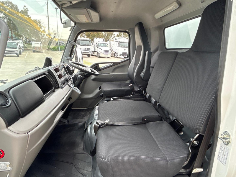2022 Fuso Canter 515 Pantech with roller door 