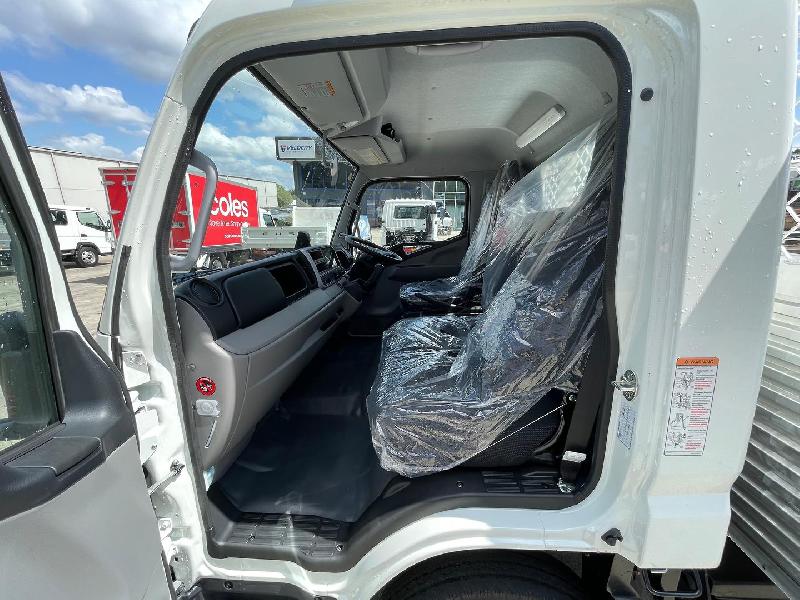 2023 Fuso Canter 515 