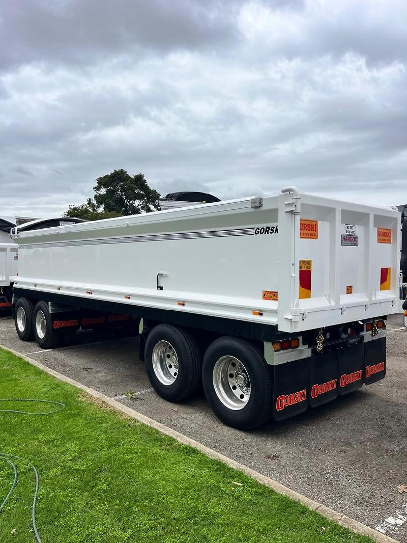 2024 Freightliner Cascadia 116 Tipper 