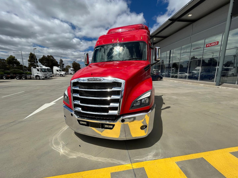 2021 Freightliner Cascadia 126 36 XT bunk 
