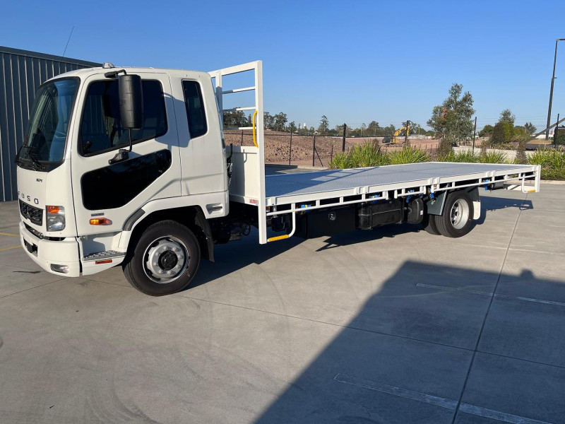 2026 Fuso Fighter 1124 FLAT STEEL TRAY WITH CONTAINER PINS 