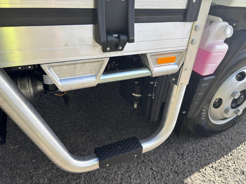 2026 Fuso Canter 515 Alloy Tray Available on a Car Licence 