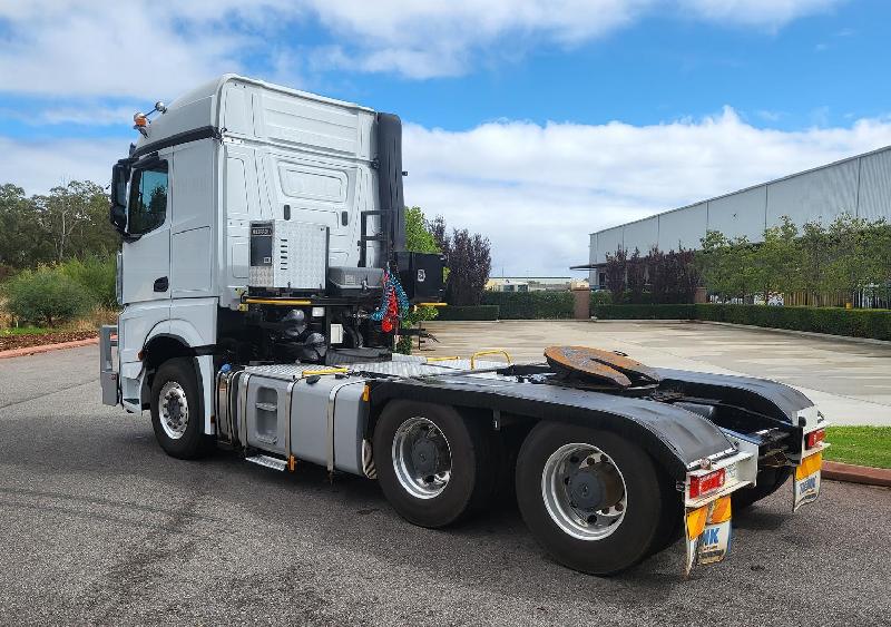 2018 Mercedes-Benz Actros 2763LS 