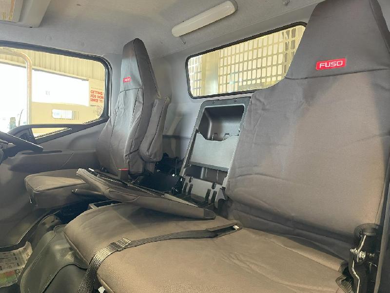 2025 Fuso CANTER 515 