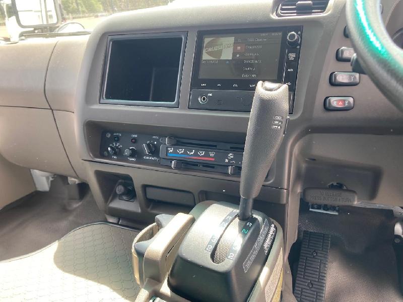 2019 Fuso Rosa Rosa Standard mini bus