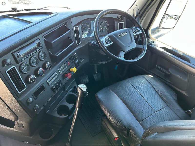 2021 Freightliner Cascadia 126 145T and Twin Bunks and Workshop Inspected 