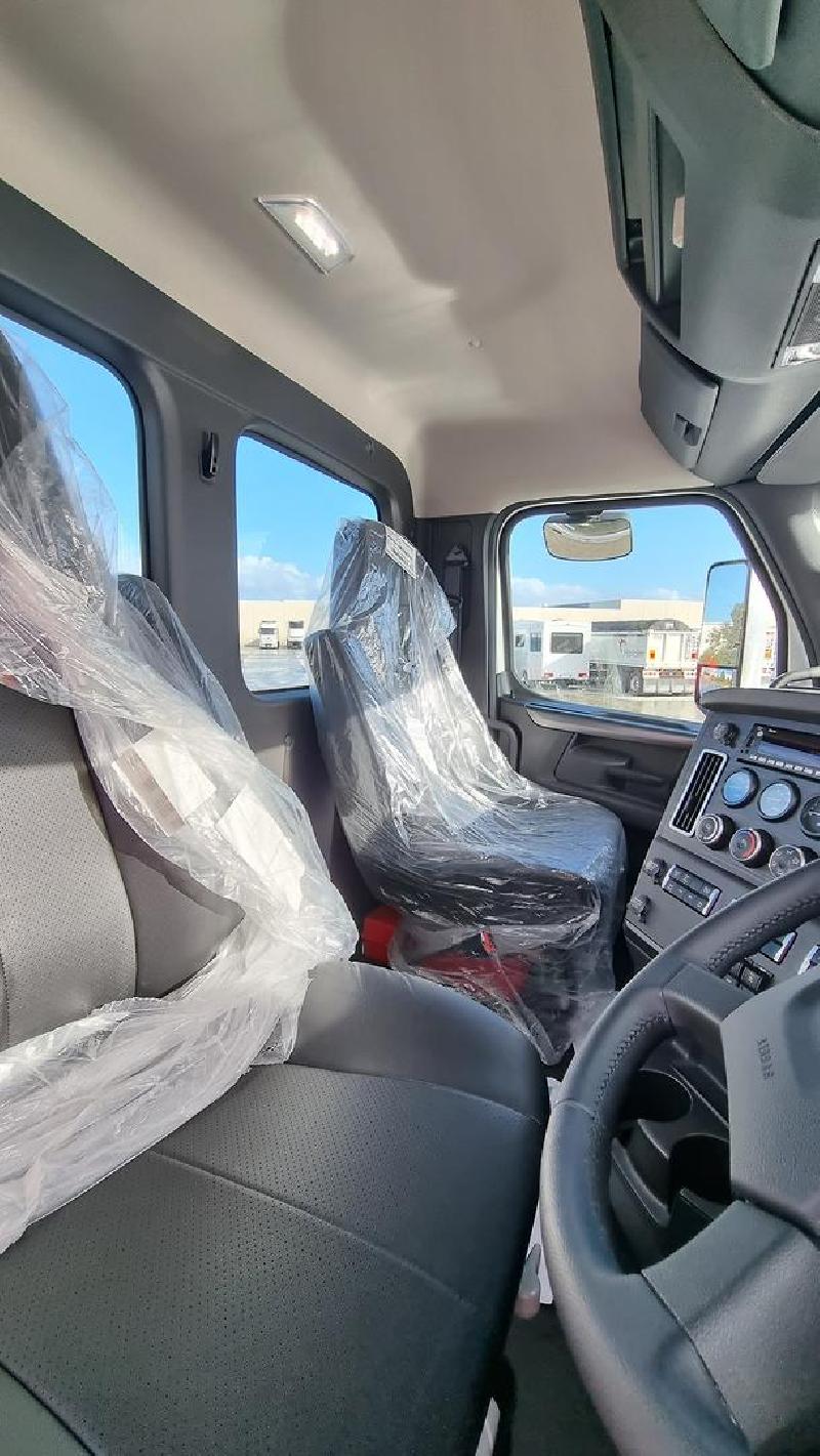 2024 Freightliner Cascadia 126 Tipper 