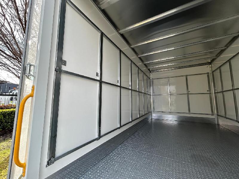 2025 Fuso 515 CANTER Pantech 