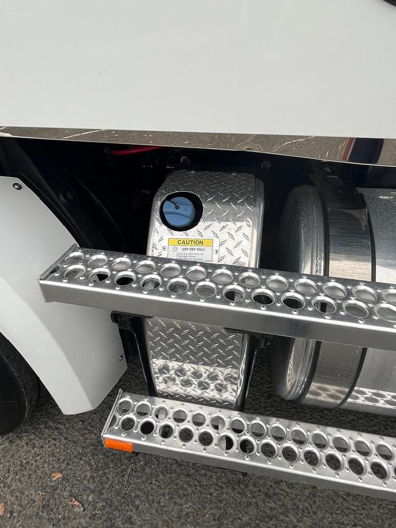 2023 Freightliner Cascadia 116 Need a truck asap we have one ready to go 