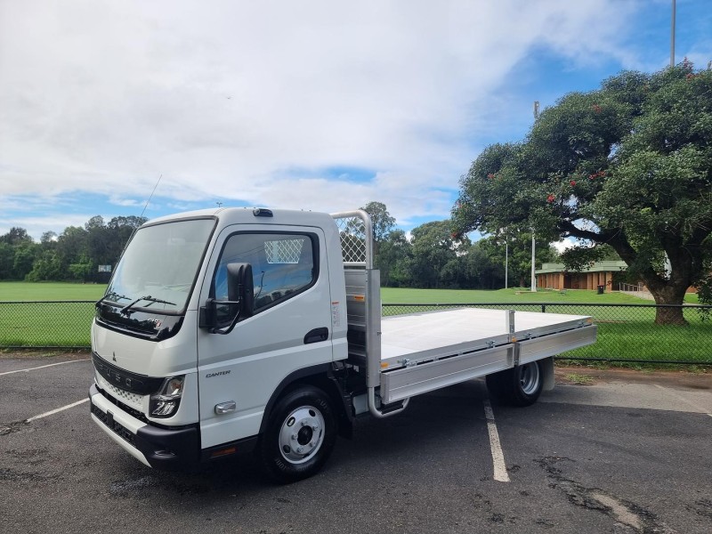 2025 Fuso Canter 615 Available on a Car or Truck Licence 