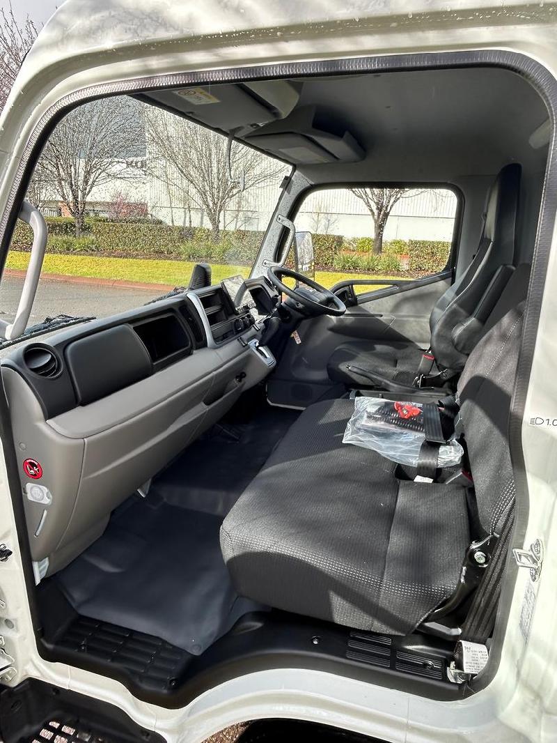 2025 Fuso 515 CANTER Pantech 