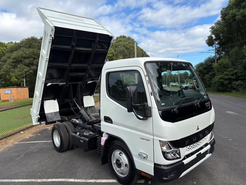 2025 Fuso Canter 615 Tipper 