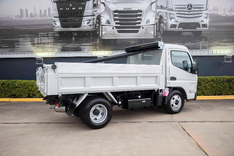 2024 Fuso Canter 