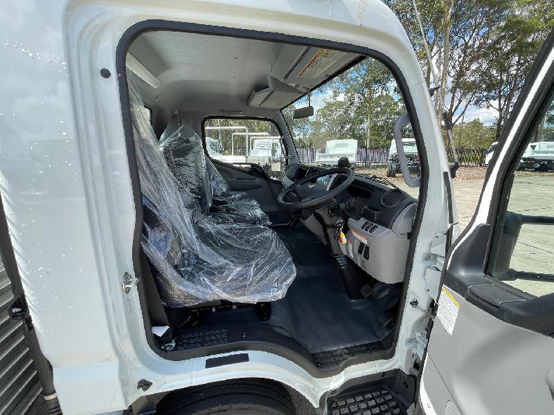 2023 Fuso Canter 515 