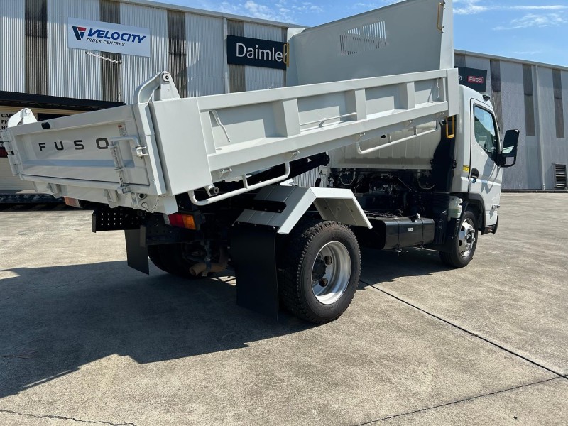 2024 Fuso Canter 815 Tipper REMAINDER OF FACTORY WARRANTY 