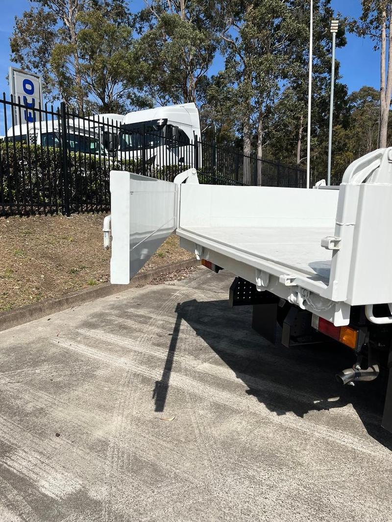 2025 Fuso Canter 815 815 TIPPER 