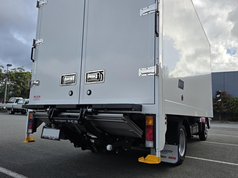 2025 Fuso Canter 515 PANTECH 