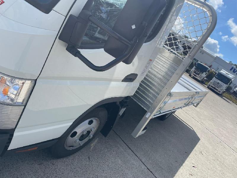 2022 Fuso Canter 515 