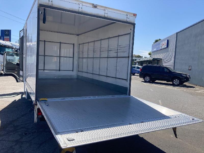 2018 Fuso Canter 515 