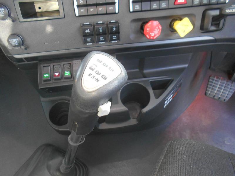 2023 Freightliner Cascadia 126 Tipper 
